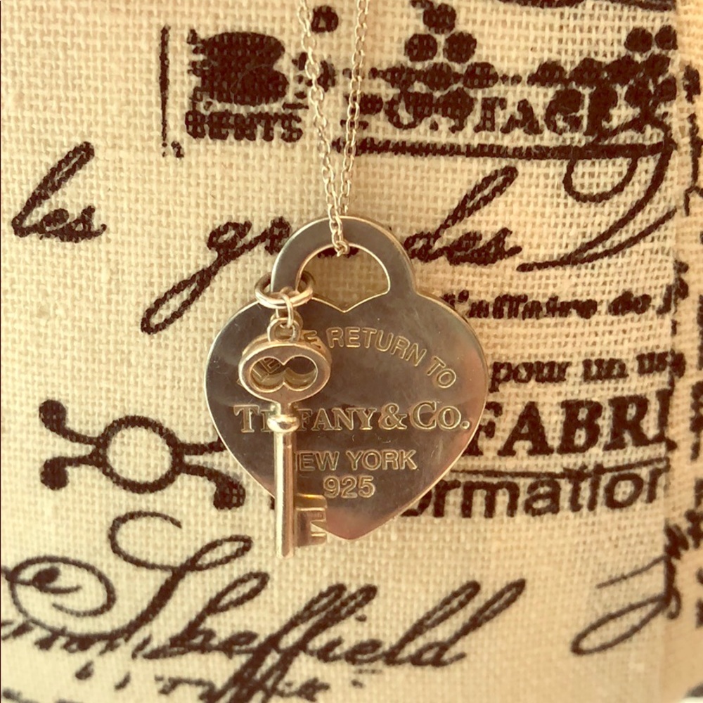 Tiffany & Co. classic lock and key necklace